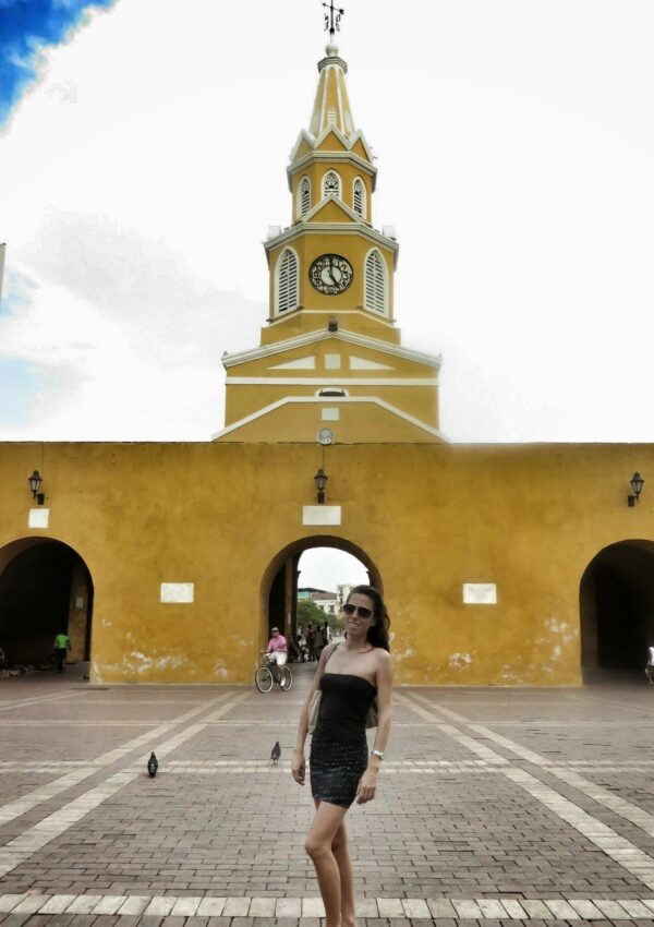 What To See & Where To Eat in Cartagena Colombia