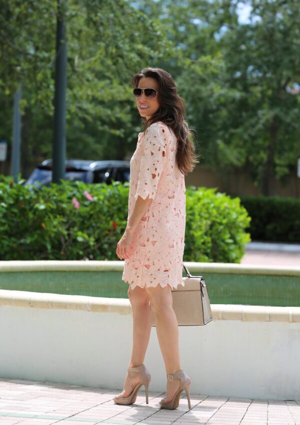 An Everyday Floral Lace Shift Dress