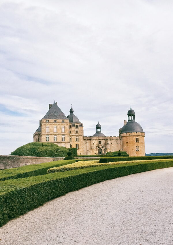 Château de Hautefort, a breathtaking castle in southwest France