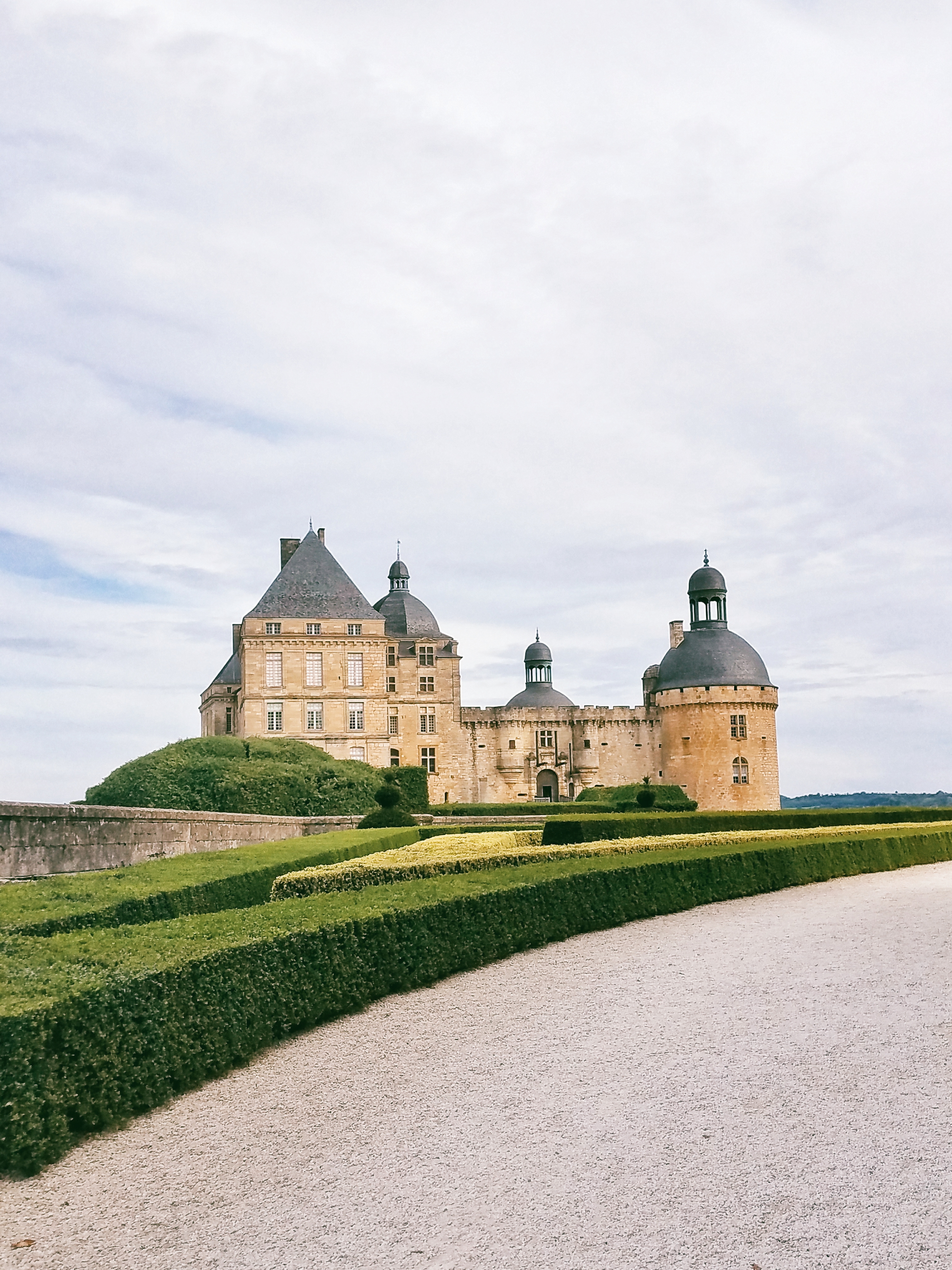 chateau de hautefort