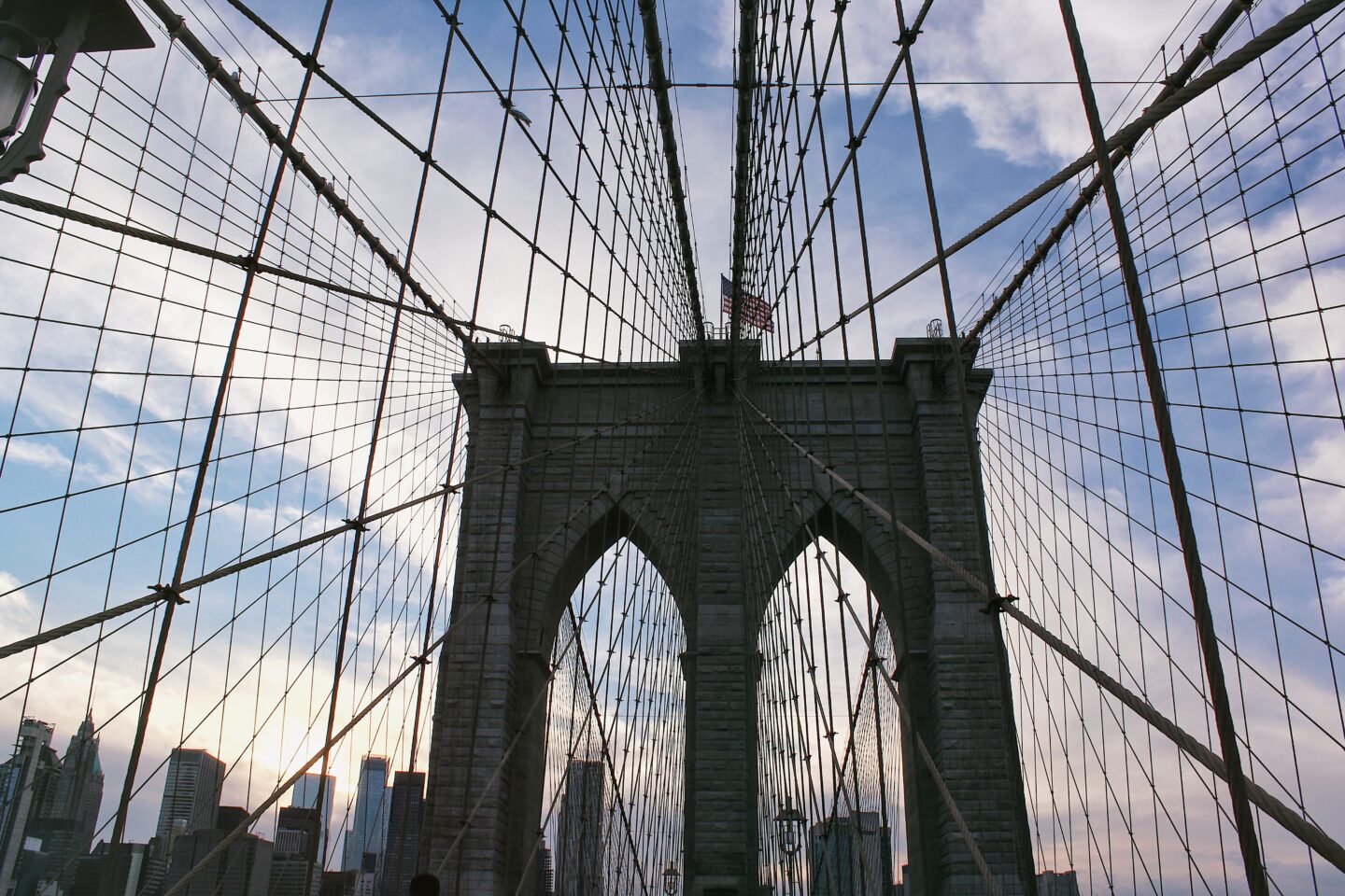 Walk Brooklyn Bridge NYC