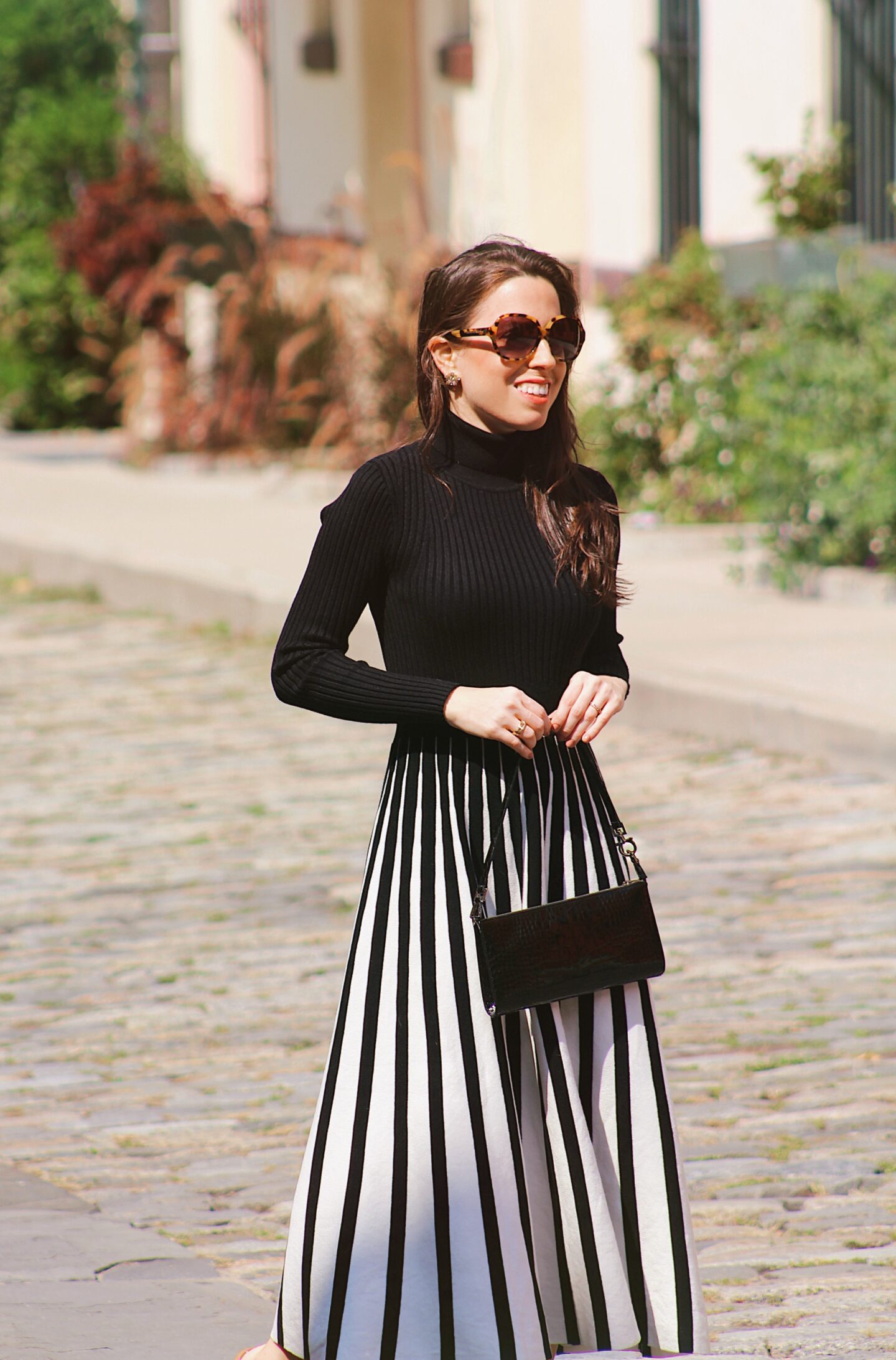 knit dress black and white