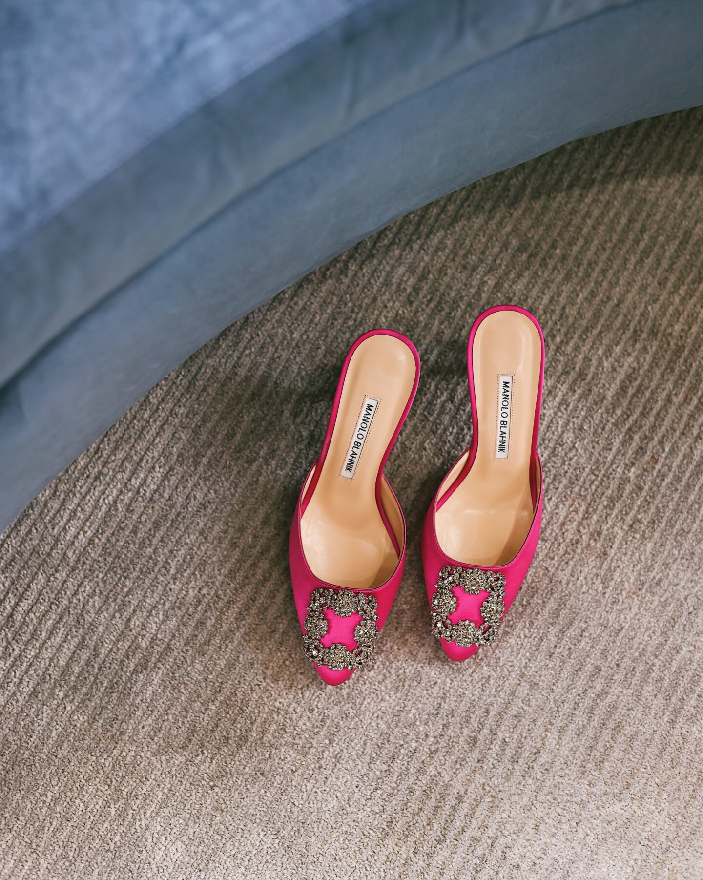 Manolo-Blahnik-pink-shoes