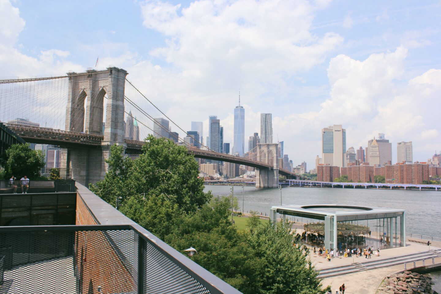 brooklyn-bridge-janes-carrousel