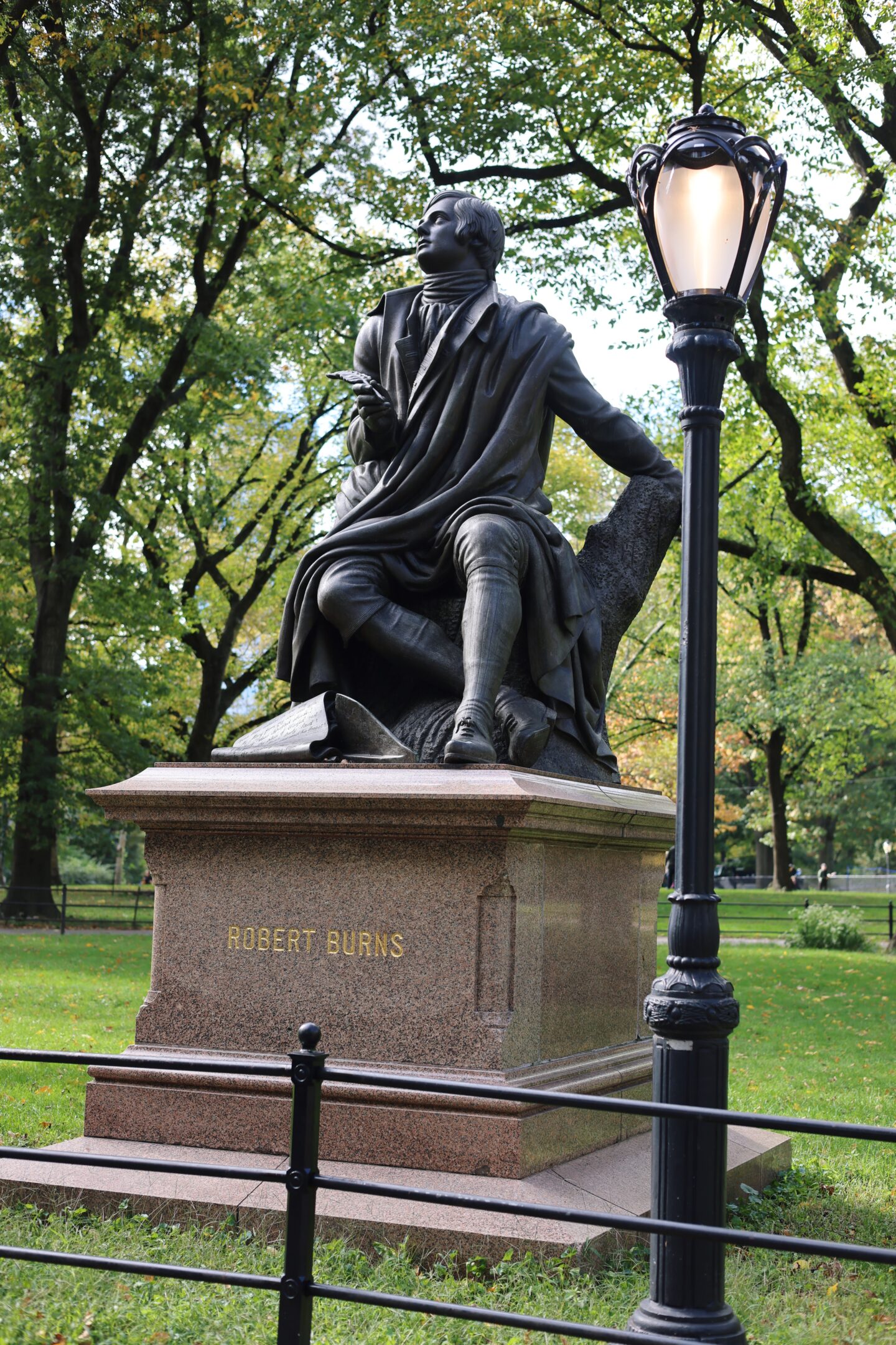 Literary-Walk-Central-Park-New-York-City-Photos