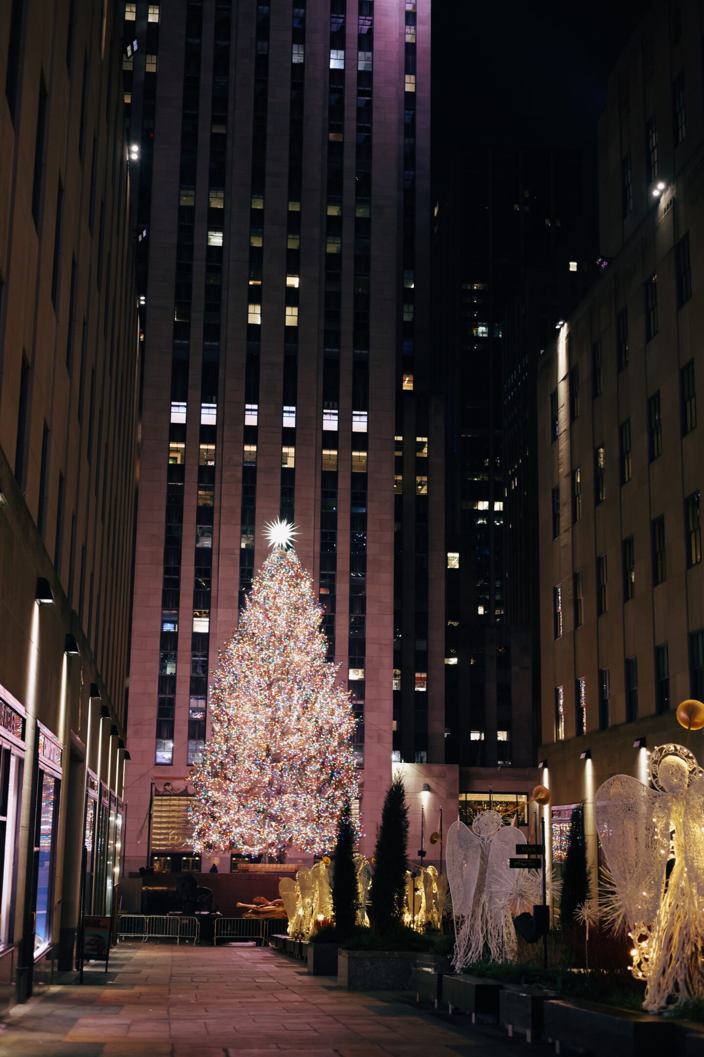 Rockefeller-Midnight-Mass-St-Patricks-NYC