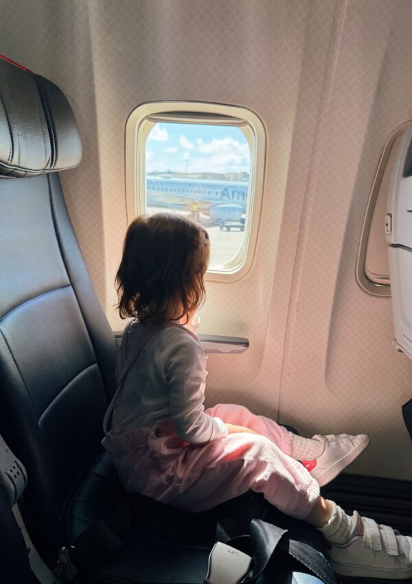 Flying Alone with an Infant: Guide and Tips!